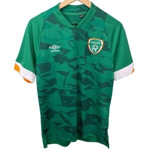Umbro Ireland National Team Soccer Jersey Mens Size M Green Camo FAI Football